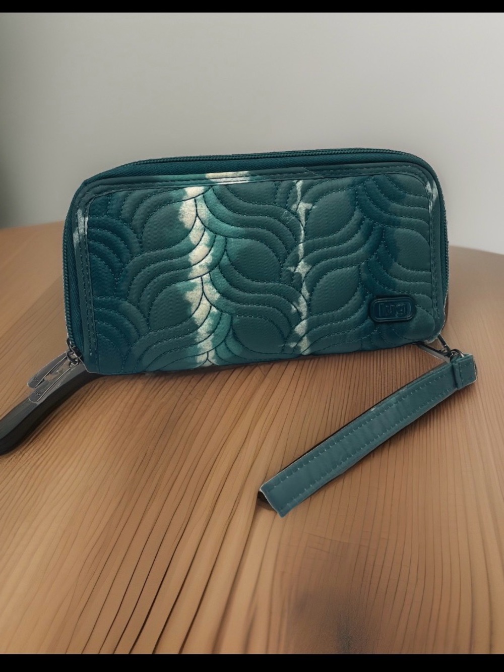 Lug Splits XL RFID Double-Zip Around Travel Wallet - Shibori Teal Pattern